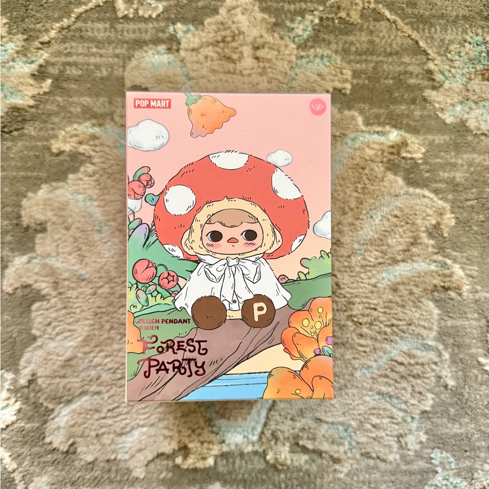 POP MART PUCKY Forest Party Vinyl Plush Pendant Keychain - Flower Baby